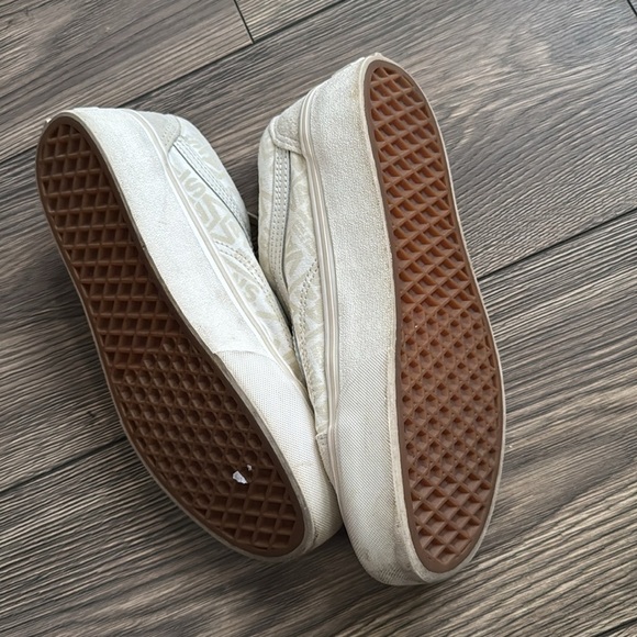 Vans Old Skool PLATFORM Tonal logo sneakers size 8 - Picture 3 of 12